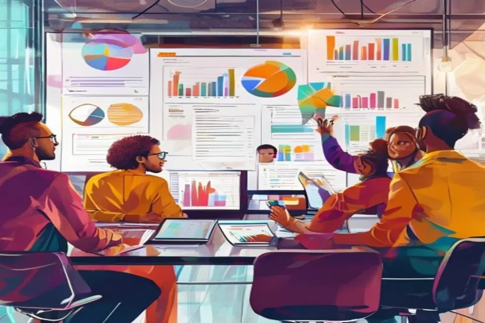 Profissionais discutindo estratégias de marketing digital